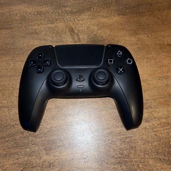 PlayStation 5 Disc Edition - Picture 4 of 12